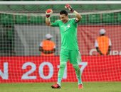 بالفيديو.. "بوكس" الحضرى يحمى مرمى مصر أمام المغرب