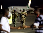 شهود: قوات غرب أفريقيا تقترب من عاصمة جامبيا