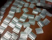 ضبط راكب بمطار القاهرة حاول تهريب أقراص مخدرة