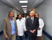 محافظ أسوان يؤجل افتتاح مستشفى كوم أمبو المركزى