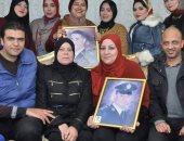 مستقبل وطن أمانة بورسعيد يزور والدة الشهيد فادى سيف الدين بمنزلها 