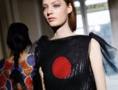 بالصور.. شاهد أجمل 10 تصميمات لدار أزياء "Schiaparelli" بمجموعته الأخيرة