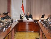 وزير التجارة والصناعة يبحث مع أعضاء شعبة المستلزمات الطبية مشكلات القطاع