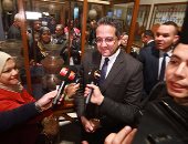 وزير الآثار يفتتح معرض "مصر مهد الأديان"
