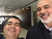 نجل إسماعيل هنية ينشر صورة وصول والده إلى غزة عقب اختتام زيارته لمصر