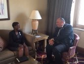 سامح شكرى يبحث مع وزيرة خارجية رواندا إصلاح آليات عمل الاتحاد الإفريقى