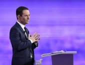 رئيس وزراء فرنسا السابق يعلن تأييده لإيمانويل ماكرون بانتخابات الرئاسة