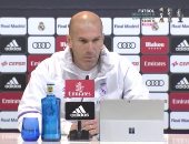 زيدان يدعم بنزيما ودانيلو رغم أنف جماهير ريال مدريد