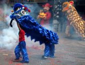 صلاة ورقص وعروض فنية فى احتفالات السنة الصينية الجديدة