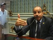 "قبل أن تتفاقم".. البرلمان يواجه أزمة انتشار الحمى القلاعية بالمحافظات.. رئيس "زراعة النواب" يطالب بمنع انتقالها من محافظة لأخرى.. "الصحة" تقترح تشكيل فريق عمل لوضع خطى الوقاية.. ومطالبات بحملات إعلانية للتوعية