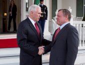 نائب ترامب يستضيف ملك الأردن فى إفطار عمل بمقر إقامته