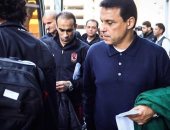 شاهد.. وصول الأهلى للإمارات استعدادا للسوبر أمام الزمالك