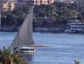 "النقل النهرى": انخفاض مياه النيل 10 سم وراء شحوط 20 باخرة بأسوان 