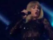 بالفيديو.. تايلور سويفت تغنى "Better man" لأول مرة على الهواء