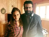 شاهد.. نيللى كريم مع المخرج ماندو العدل فى أول يوم تصوير "لأعلى سعر"