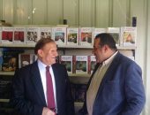 بالصور.. سامى عنان يزور جناح دار سما فى معرض القاهرة للكتاب