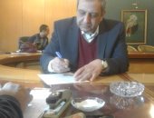 بالصور.. يحيى قلاش يتقدم للترشح رسميا على مقعد نقيب الصحفيين