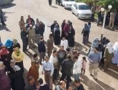 وقفة احتجاجية للعاملين بالتأمين الصحى بكفر الشيخ لمنع بدل المخاطر عنهم
