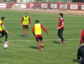 بالصور.. البدرى يعالج أزمة إهدار الفرص فى مران الأهلى