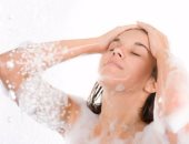 استحمى علشان ما تغيبش.. دراسة: الاستحمام بماء بارد يقلل الإجازات المرضية