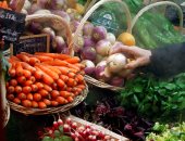 أسعار الخضروات والفاكهة بمنافذ المجمعات الاستهلاكية