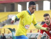 الإسماعيلى يدرس تغريم عبد النعيم بتهمة "التمرد" 