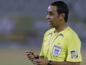 سمير عثمان: حكم مباراة الأهلى وسموحة رائع وطبق القانون "صح الصح"