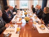 نائب الرئيس الأمريكى بعد تناول الإفطار مع نيتنياهو: سنقف بجانب إسرائيل