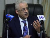 وزير التعليم يوجه باستيعاب جميع الطلاب الذين غادروا شمال سيناء والمعلمين 