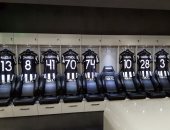 قميص "شهداء الأهلى" يزين غرفة ملابس باوك قبل مواجهة شالكه