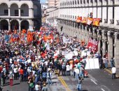 مظاهرات فى بيرو ضد فساد الحكومة وتلقيها رشاوى 