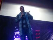 بالفيديو والصور.. هشام الجخ يختتم حفله بكفر الشيخ باكيًا لتذكره والدته