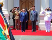 بالصور.. رئيس كينيا يحتفى بزيارة السيسى عبر تويتر 