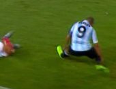 شاهد.. إصابة مروعة لمهاجم راسينج كلوب فى مباراة ودية بالأرجنتين