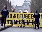 بالصور.. مظاهرات فى بلجيكا خلال لقاءات "مايك بنس" بمسئولين أوروبيين