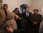 وزير الداخلية يسدد ديون سيدة اقترضت لتدبير نفقات نجلتها بالشرقية