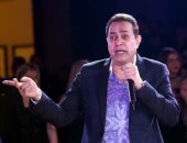 حكيم ضيف عمرو أديب فى برنامج "كل يوم جمعة" على "ON E"
