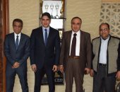 أبو هشيمة يقرر التنازل عن حكم حبس صحفيى مجلة الإذاعة فى حضور عبد المحسن سلامة