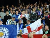 بالفيديو.. اشتباكات عنيفة بين جماهير ليستر سيتى والشرطة الإسبانية