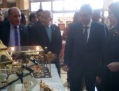 لجنة من مجلس النواب تفتتح معرض الصناعات الصغيرة بجامعة المنيا