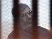 تأجيل إعادة محاكمة مرسى و23 آخرين بقضية "التخابر مع حماس" لـ7 فبراير