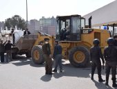 إزالة كافيه شهير أمام جامعة المنصورة فى الدقهلية