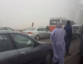 قارئ يشكو تكدس السيارات بـ"طريق إسكندرية الصحراوى"بسبب الشبورة