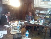 نائب وزير الزراعة للخدمات يجتمع بمسئولى 3 وزرات لتفعيل "كارت الفلاح"