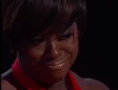 بالفيديو.. فيولا ديفيس تبكى وتلقى خطابا ناريا بحفل الأوسكار