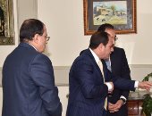 بالفيديو.. وزير الإسكان للسيسي: انتهاء المعالجة الثنائية لمحطتى كيما أسوان نهاية مارس