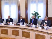 بالصور.. بدء اجتماع مجلس المحافظين برئاسة شريف إسماعيل لمتابعة ملف الأسعار