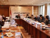 الهلال الأحمر المصرى: مساعدات عينية بقيمة 6 ملايين جنيه لأسر الأقباط بالعريش