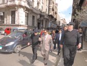 بالصور.. مدير أمن الإسكندرية يقود حملة مكبرة فى المنشية