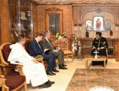 البابا تواضروس يلتقى نائب وزير التعليم الألمانى والسفير العراقى